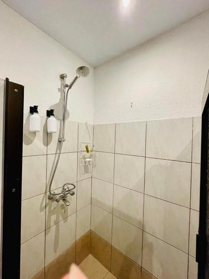 Tunui City Apartment - Quiet & Pool 파페에테 외부 사진